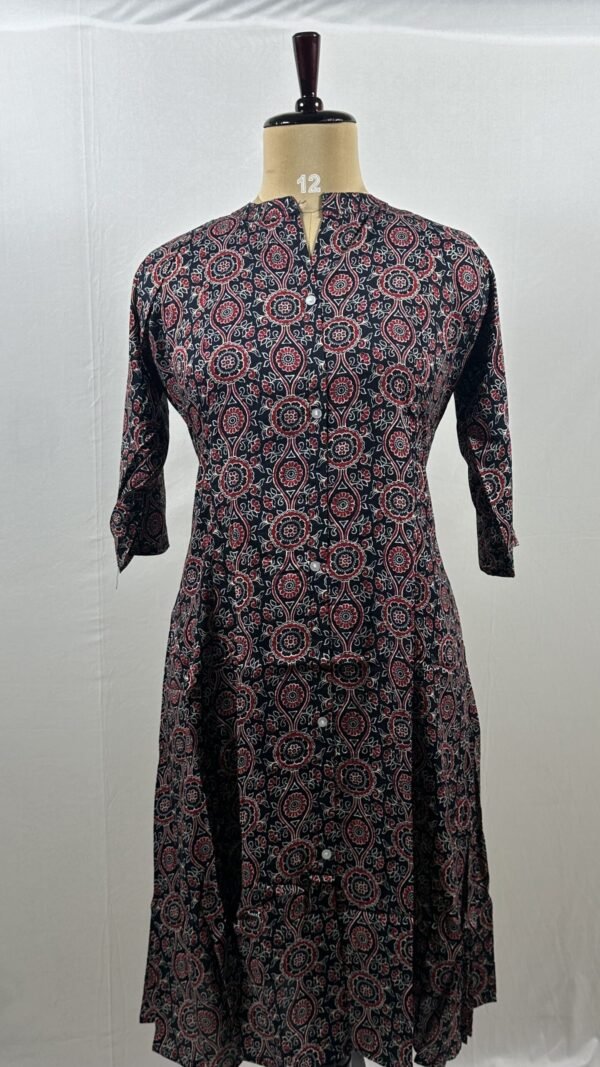 Black floral designed kurthi