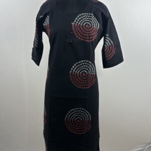 Black kurthi with circled gery and maroon pinted design