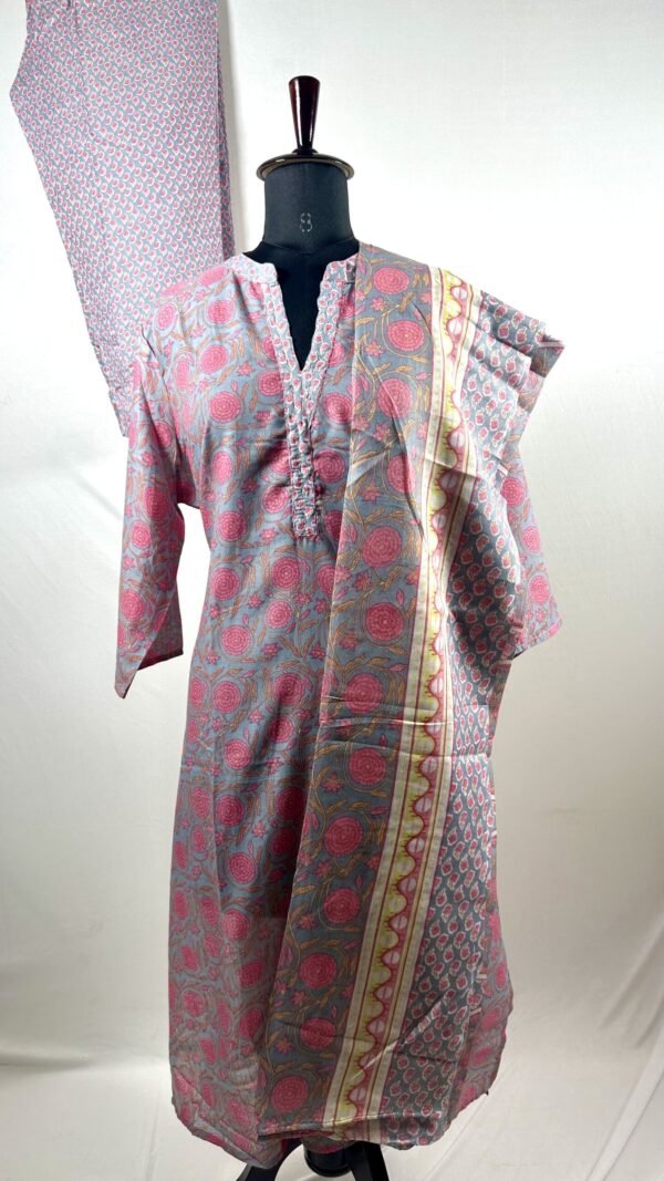 Grey with pink ffloral chudidar set