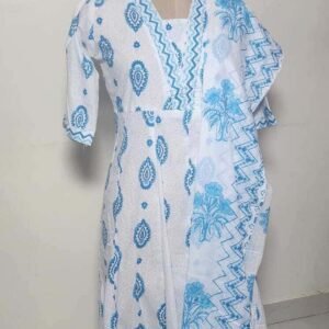 Whited and blue designed three piece set